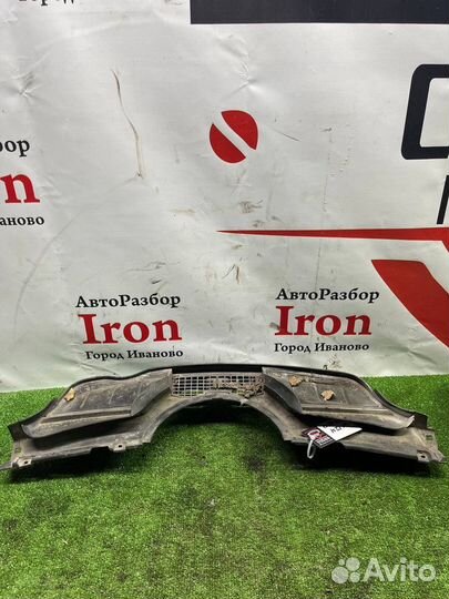 Жабо водосток Mercedes benz w124 a1246200978