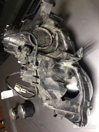 Фара nissan x-trail