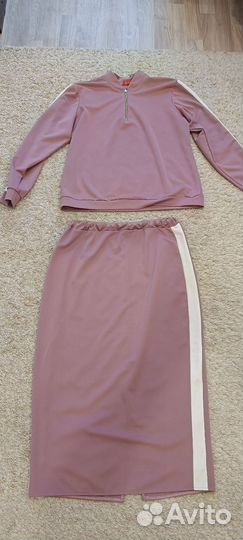 Спортивный костюм женский