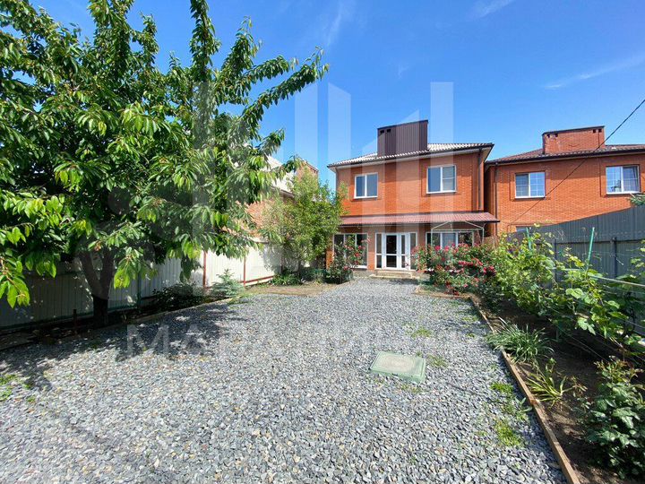 Дом 150 м² на участке 3 сот.