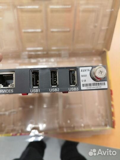 Сервер Avaya S8300D