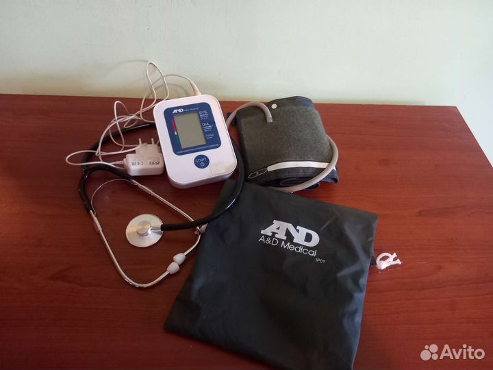Тонометры 2 шт