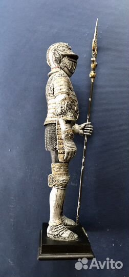 Статуэтка Мальтийского рыцаря