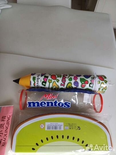 Пеналы mentos,kiwi