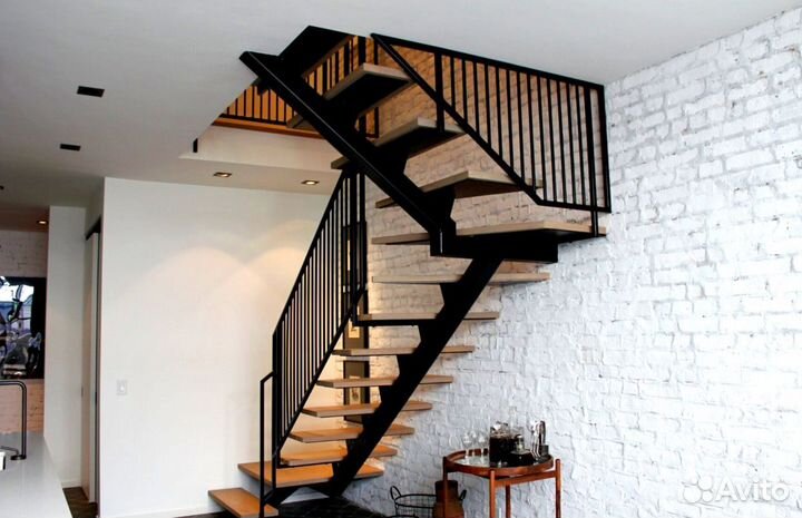 Металлокаркасов лестниц Изготовление