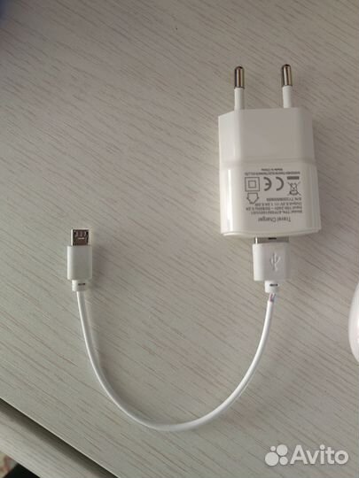 УЗ аппарат для вибромассажа лица ReadySkin