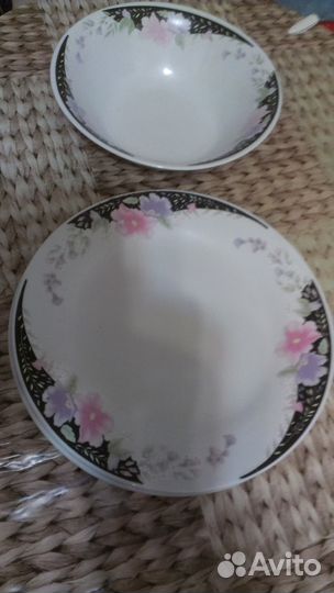 Набор столовой, кухонной посуды - 19 предметов