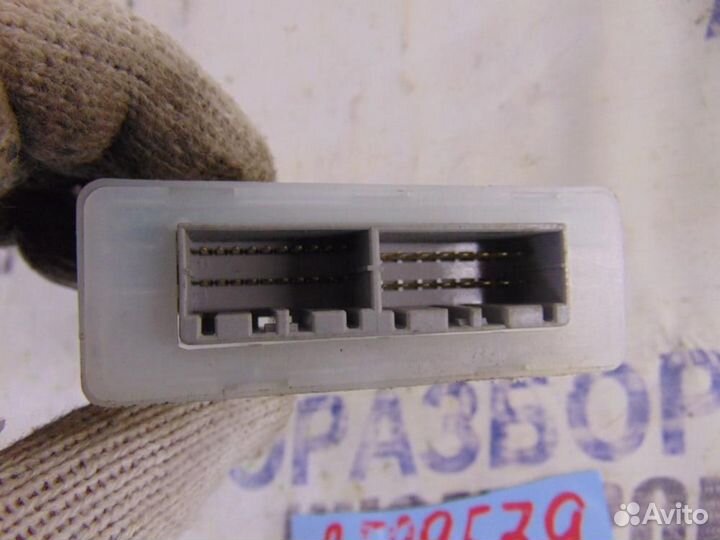 Блок управления центральным замком для Nissan Tiid