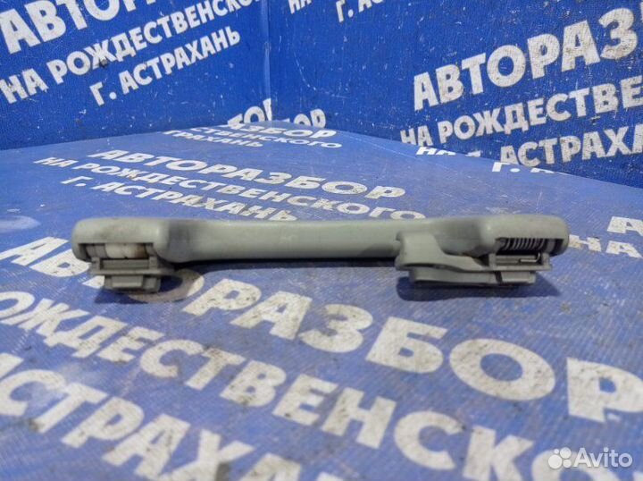 Ручка потолка Audi A4B6 седан BFB 2003