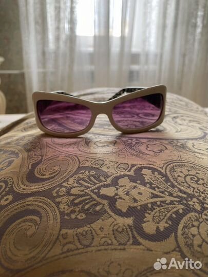 Солнцезащитные очки