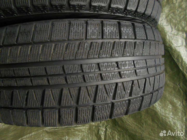 Bridgestone Blizzak Revo GZ 235/55 R17