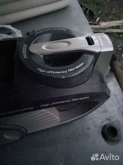 Пылесос Bork vcchb 7220bk