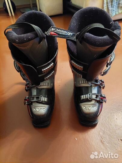 Горнолыжные ботинки 42 размер