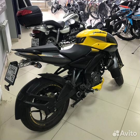 Bajaj Pulsar NS 200