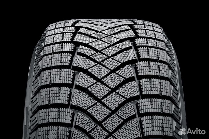 Pirelli Ice Zero FR 235/45 R18 98H