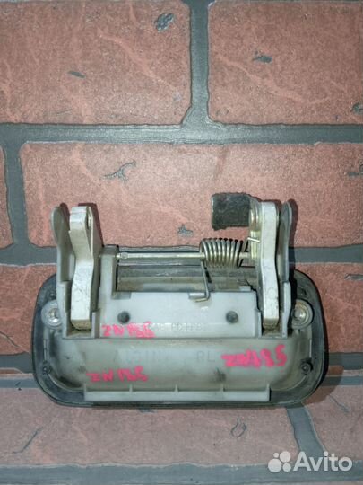 Ручка двери внешняя toyota 4runner VZN185L 5VZ-FE RR/LH