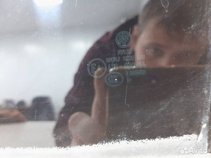 Стекло двери задней левой Volkswagen Polo Sed RUS