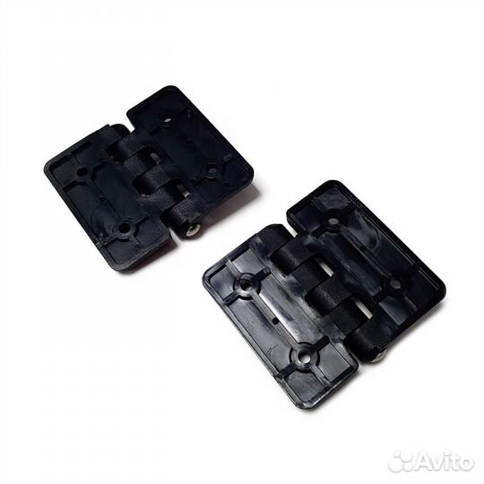 Петля пластиковая 75х80х15,5 мм для кофра