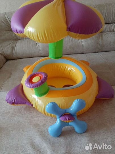 Круг надувной с трусами