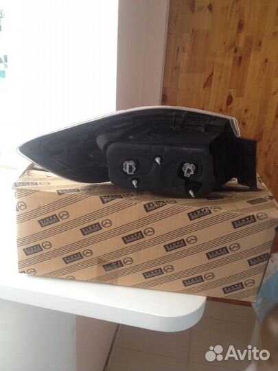 Фонарь задний правый Мазда3