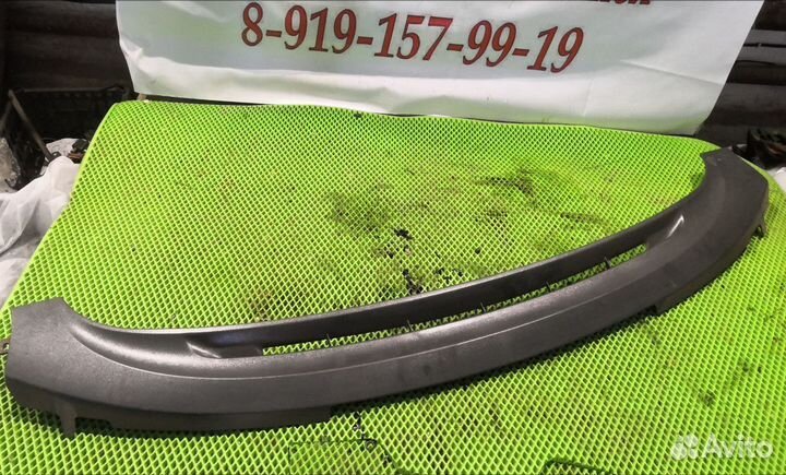 Декоративная накладка на жабо Калина