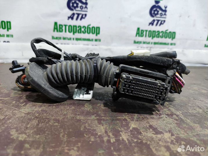 Проводка двери передней правой Hyundai Solaris