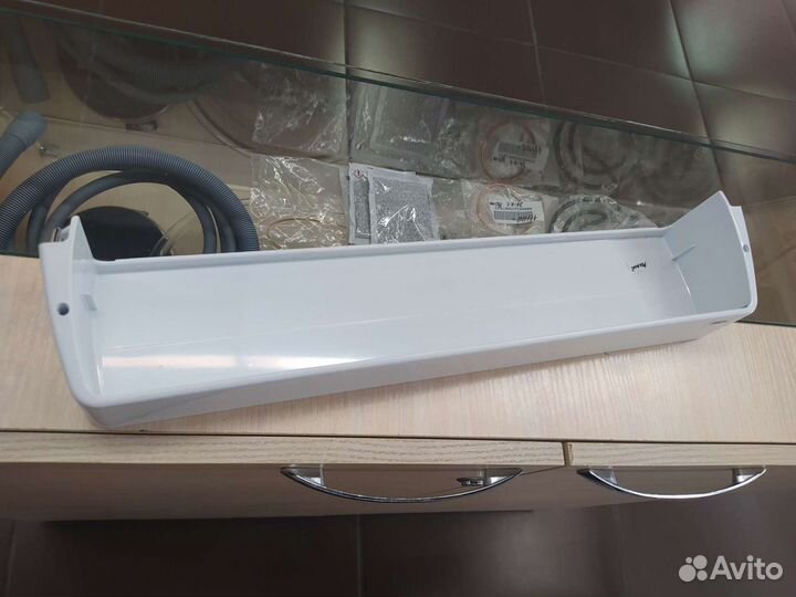 Полка двери холодильника Атлант