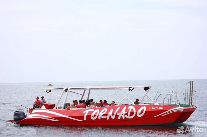 Катер кататамаран