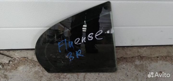 Стекла Renault Fluence 2010-2016