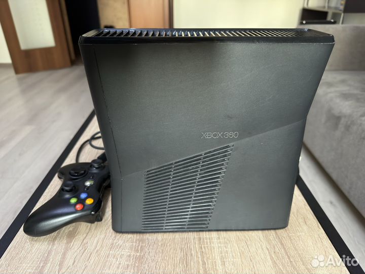 Xbox 360 slim freeboot (прошита) 500GB +180 игр