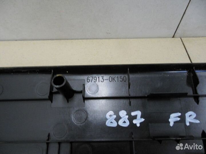 Накладка порога (внутренняя) Hi Lux 2015