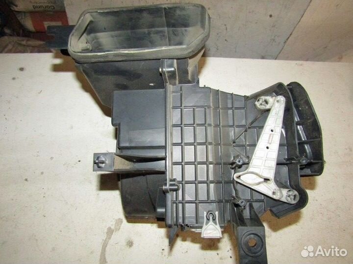 Корпус отопителя RAV 4 2000-2005