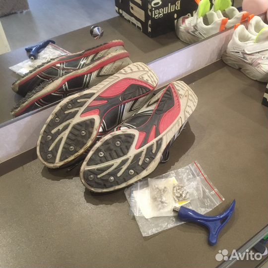 Шиповки беговые asics