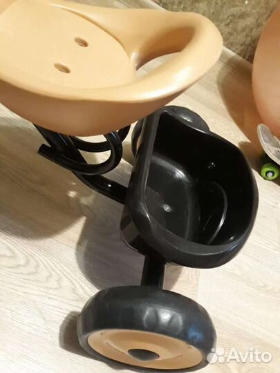 Новый трехколесный велосипед