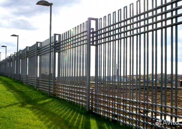 Забор сварной из профильной трубы