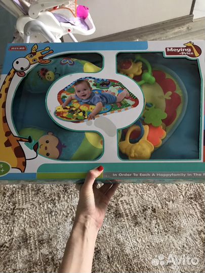 Коврик развивающий с подушкой и игрушками в идеаль