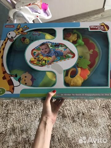 Коврик развивающий с подушкой и игрушками в идеаль