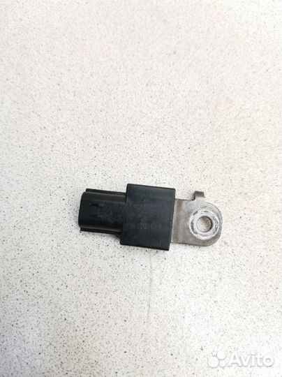 Конденсатор Mazda Familia BJ3P fpde