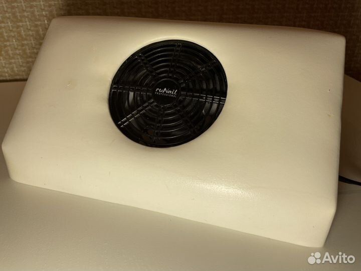 Настольный пылесос