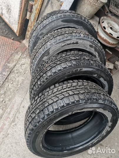 Dunlop SP Winter Ice 01 225/60 R18