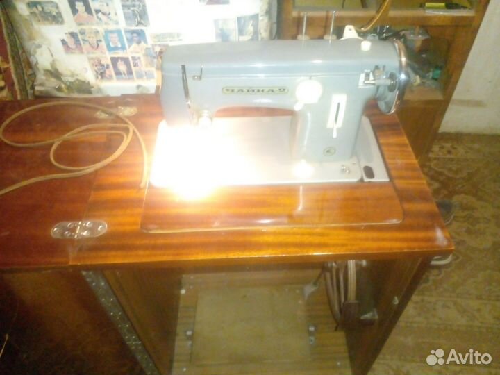 Швейная машина Чайка 2