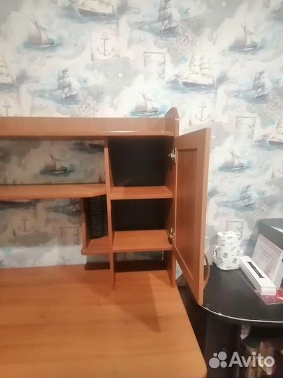 Компьютерный стол