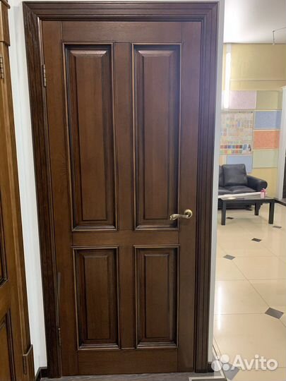 Двери межкомнатные из массива дуба