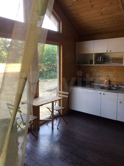 Дом 20 м² на участке 100 сот.