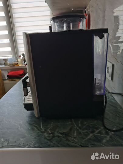 Кофемашина krups EA829E10