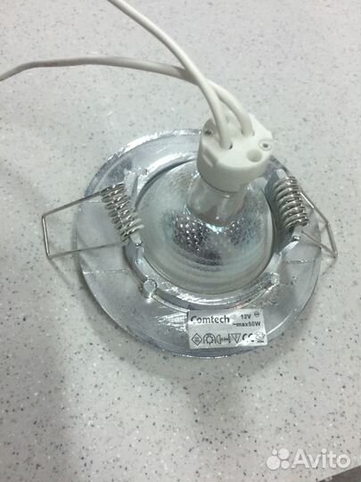 Светильник встраиваемый