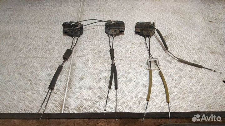 Механизм двери Ниссан Теана 2006 г