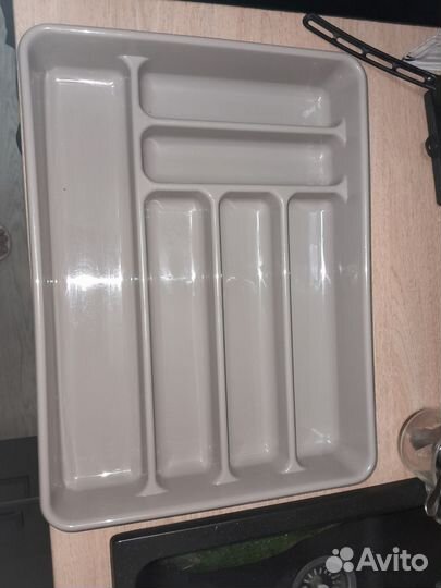 Лоток для столовых приборов
