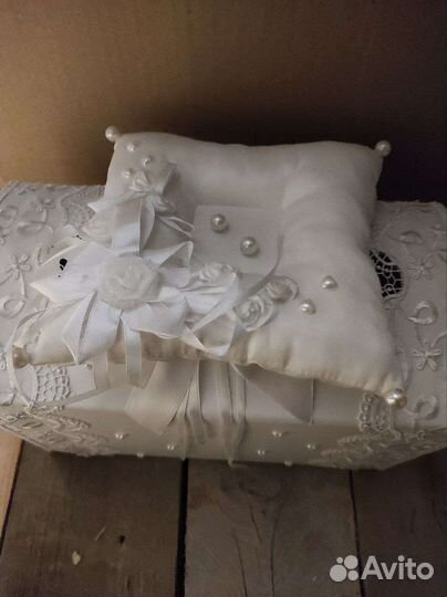 Свадебный сундук, подушка для колец