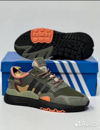 Кроссовки adidas